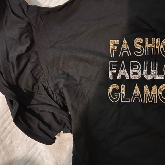 Women tops - Picture 2 of 3